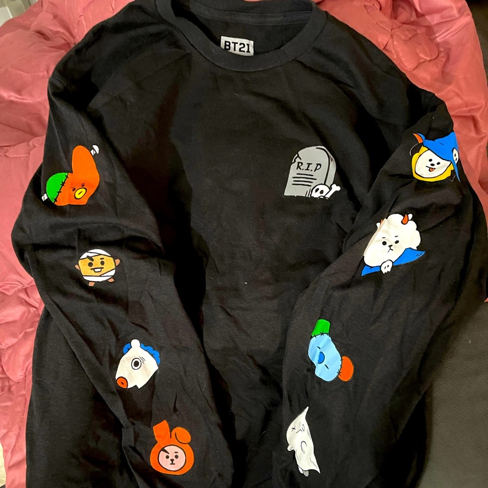 BT21 Long Black Sleeve